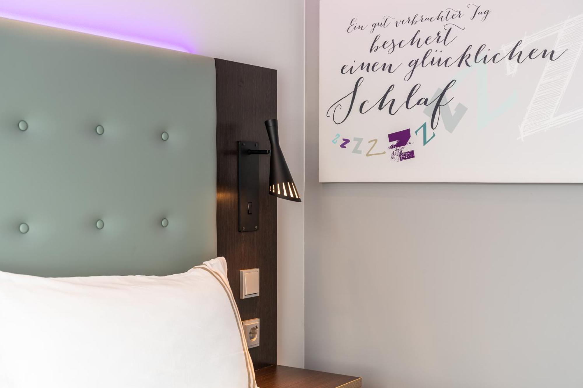 Premier Inn Nuernberg City Nordost エクステリア 写真